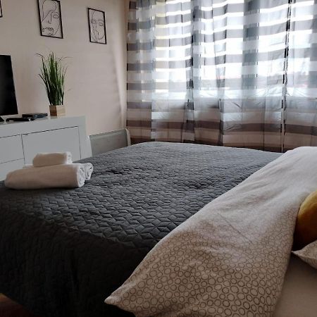 Nexus Center Apartman Csíkszereda Kültér fotó